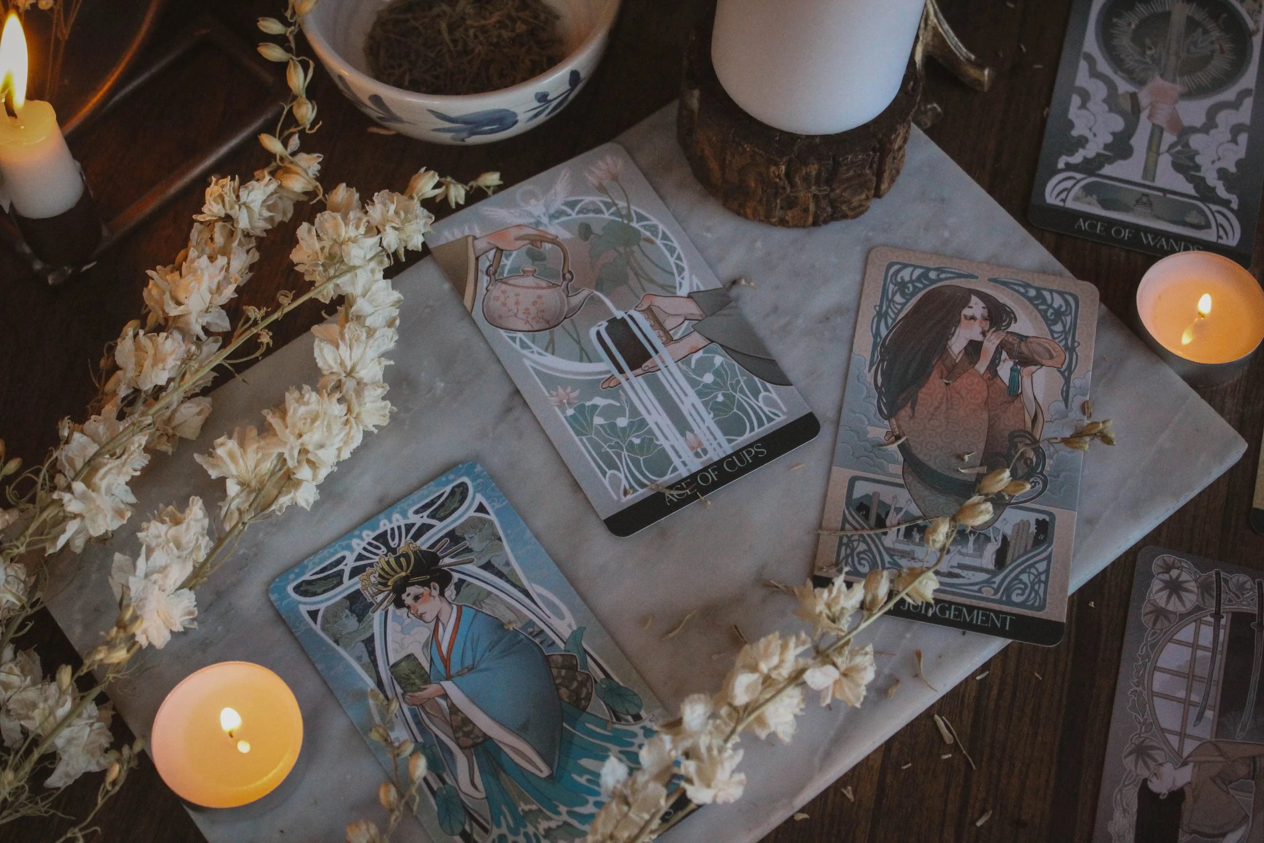 Japanese Art Nouveau Tarot Review — Spirit Element